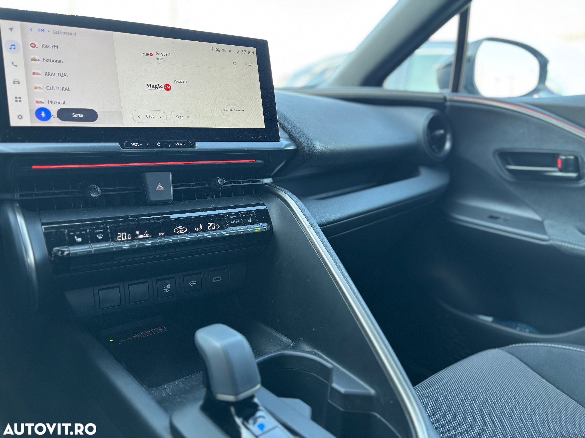 Toyota C-HR 2.0 PHEV 223 CP 4x2 CVT Exclusive - 20