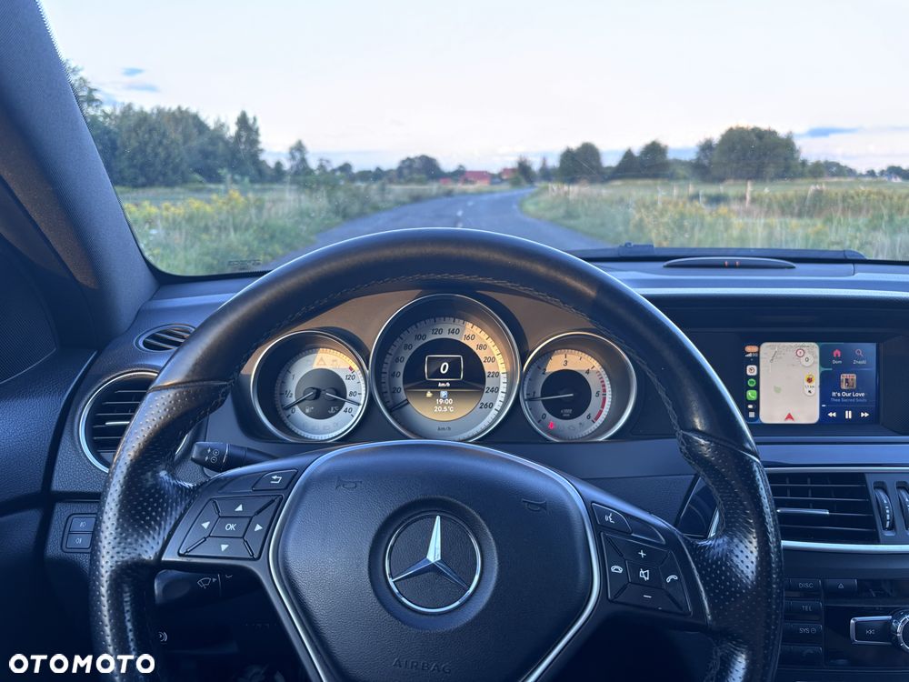 Mercedes-Benz Klasa C 220 CDI DPF (BlueEFFICIENCY) - 8
