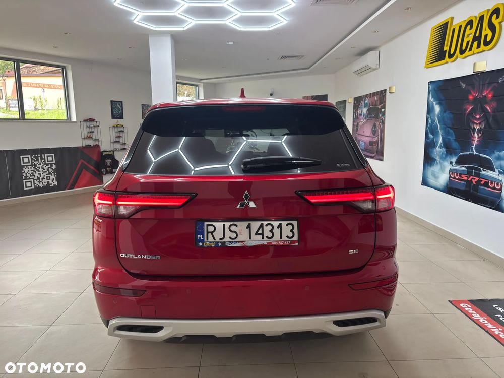 Mitsubishi Outlander - 5