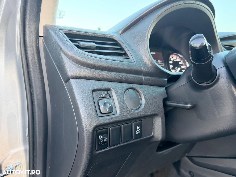 Mitsubishi L200 Double Cab 2.2 DI-D M/T Instyle - 28