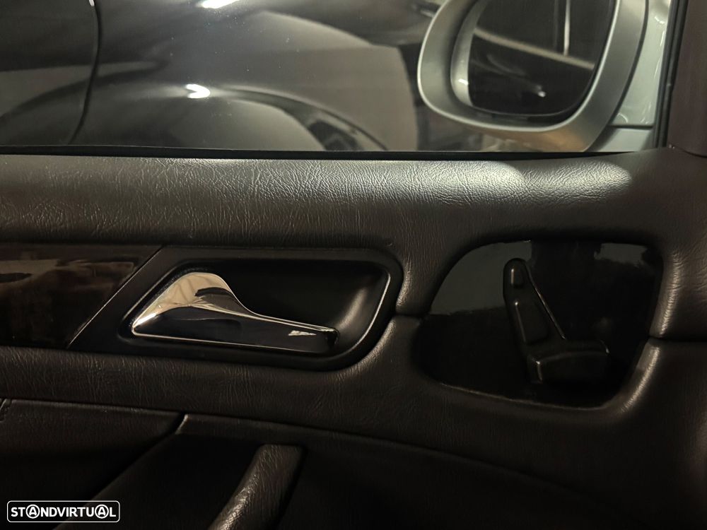 Mercedes-Benz CLK 230 - 6