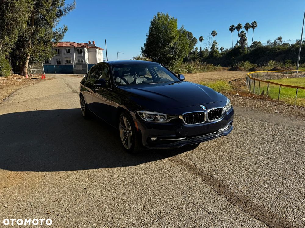 BMW Seria 3 330i Sport Line sport - 2