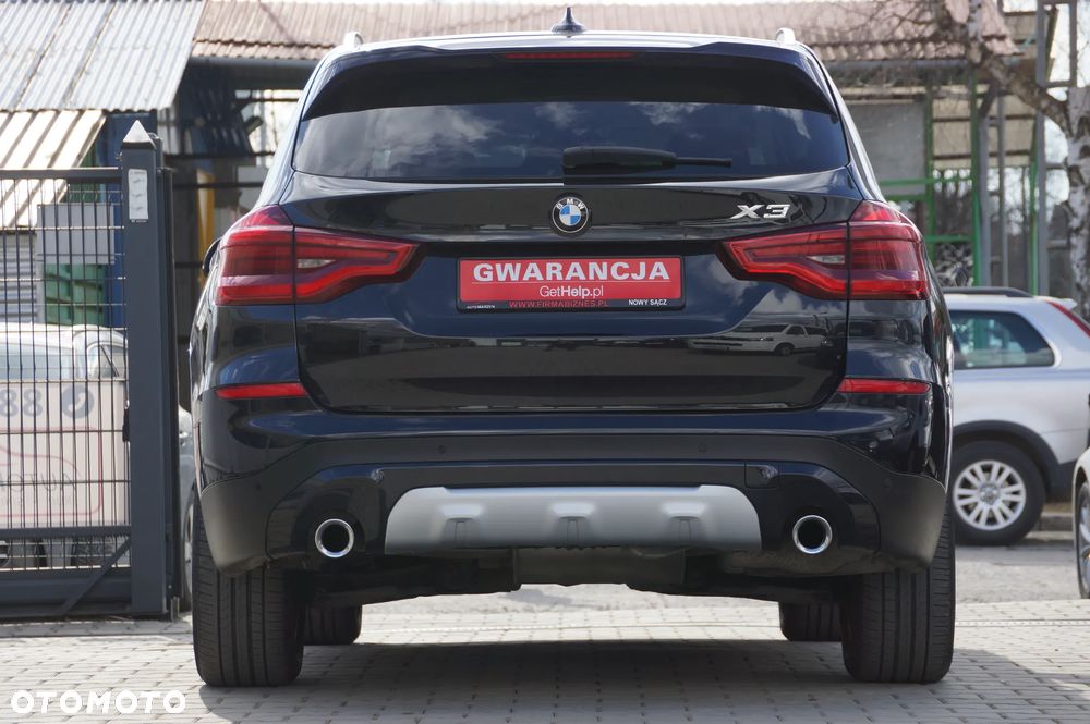 BMW X3 xDrive20d - 8