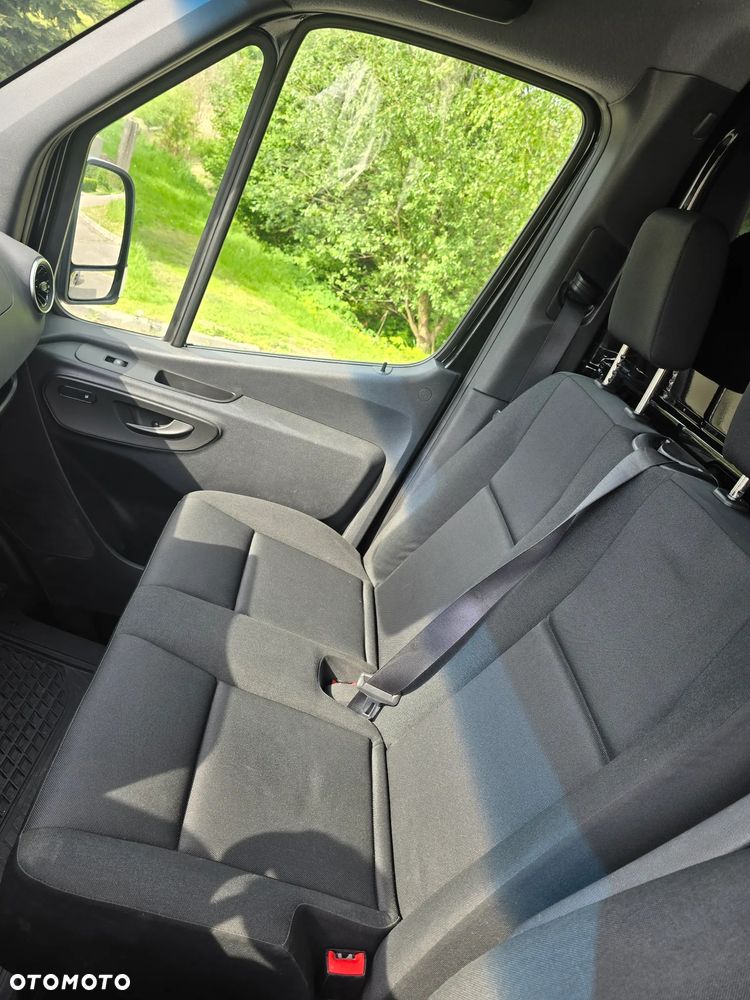 Mercedes-Benz sprinter - 9