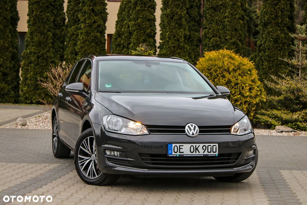 Volkswagen Golf 2.0 TDI BlueMotion Technology Allstar - 9
