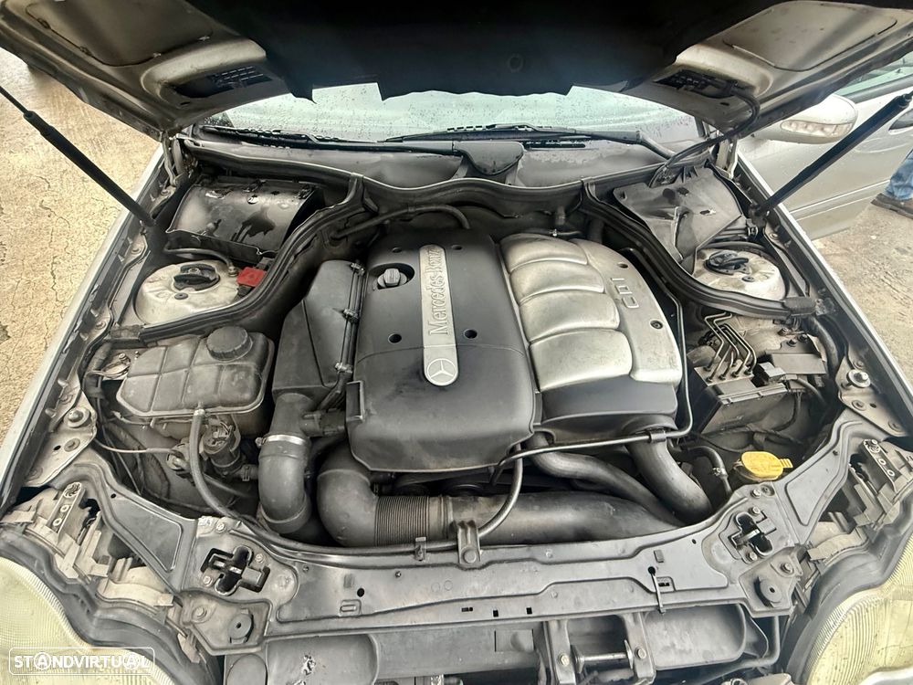 Mercedes-Benz C 220 - 12