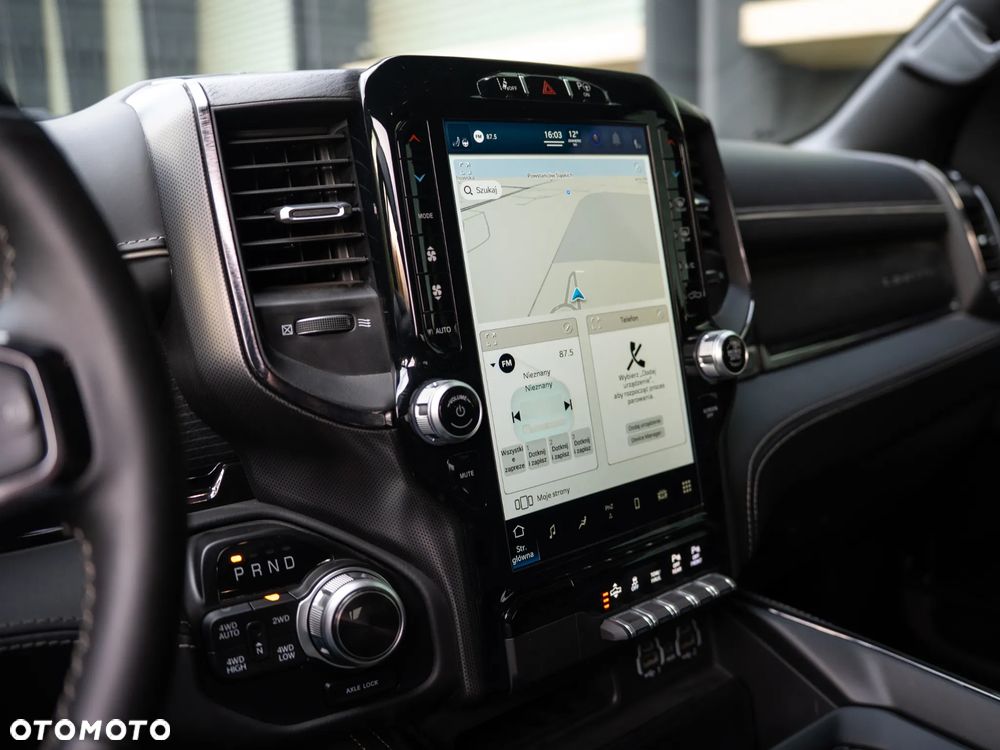 RAM 1500 5.7 Crew Cab Limited - 11