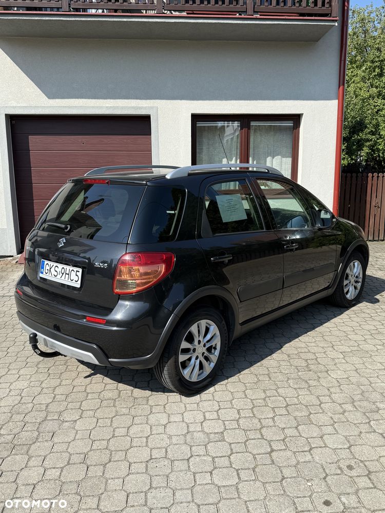 Suzuki SX4 1.6 Premium - 4