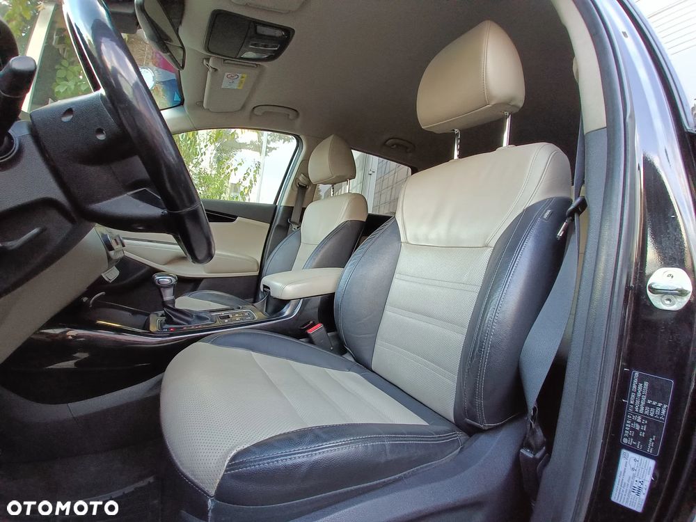 Kia Sorento 2.0 CRDI L - 9