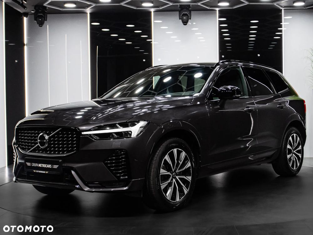 Volvo XC 60 B5 B AWD Plus Dark - 2