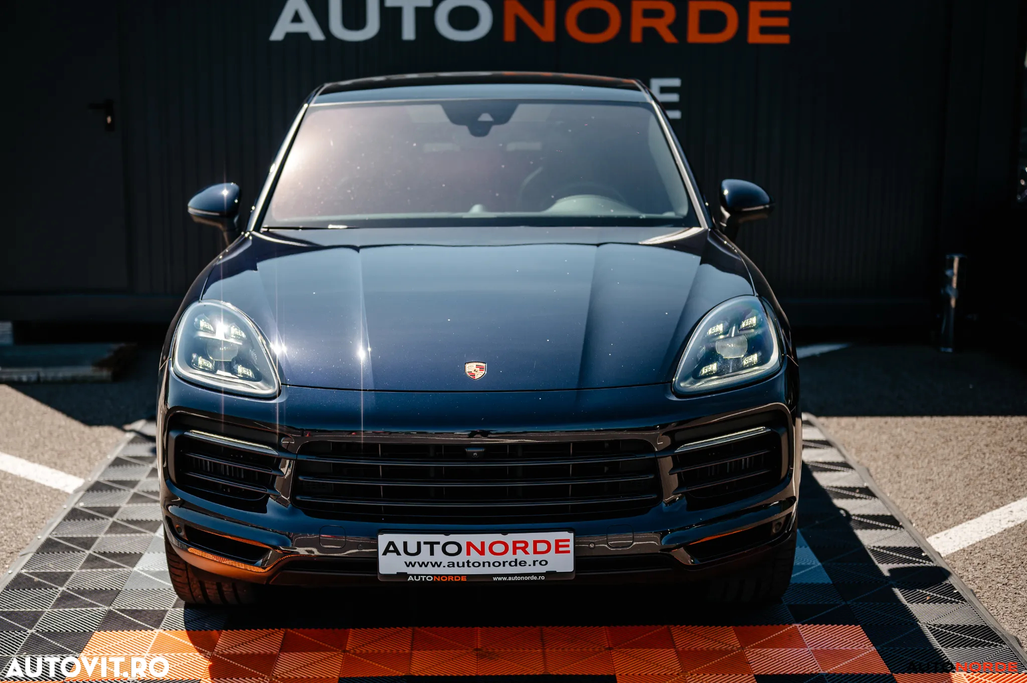 Porsche Cayenne Coupe S - 8