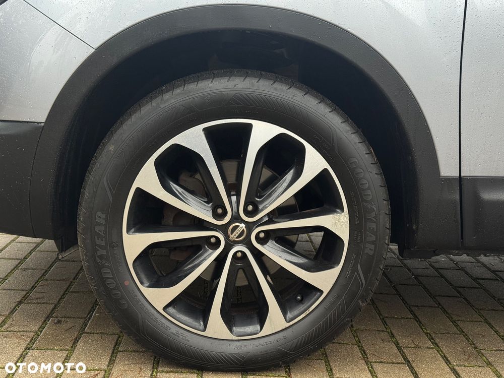 Nissan Qashqai 1.6 Tekna - 26