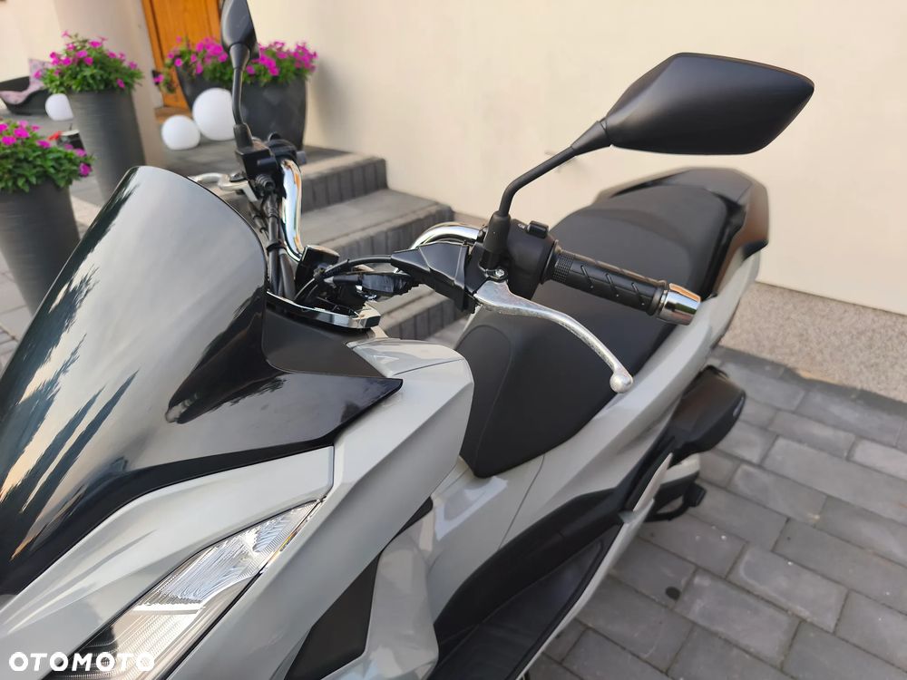 Honda PCX - 22