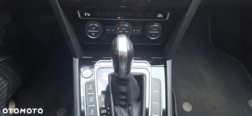 Volkswagen Passat 2.0 TDI BMT Highline DSG - 20