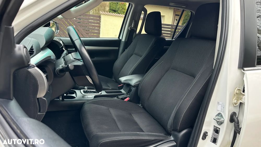 Toyota Hilux 2.8D 204CP 4x4 Double Cab AT Executive - 11