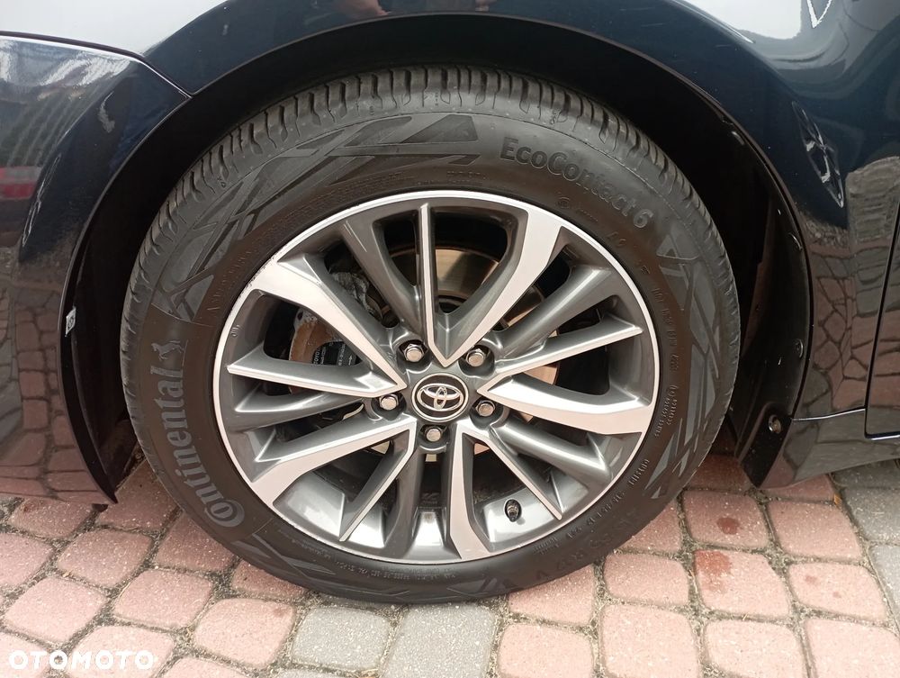 Toyota Avensis 2.0 Prestige MS - 25