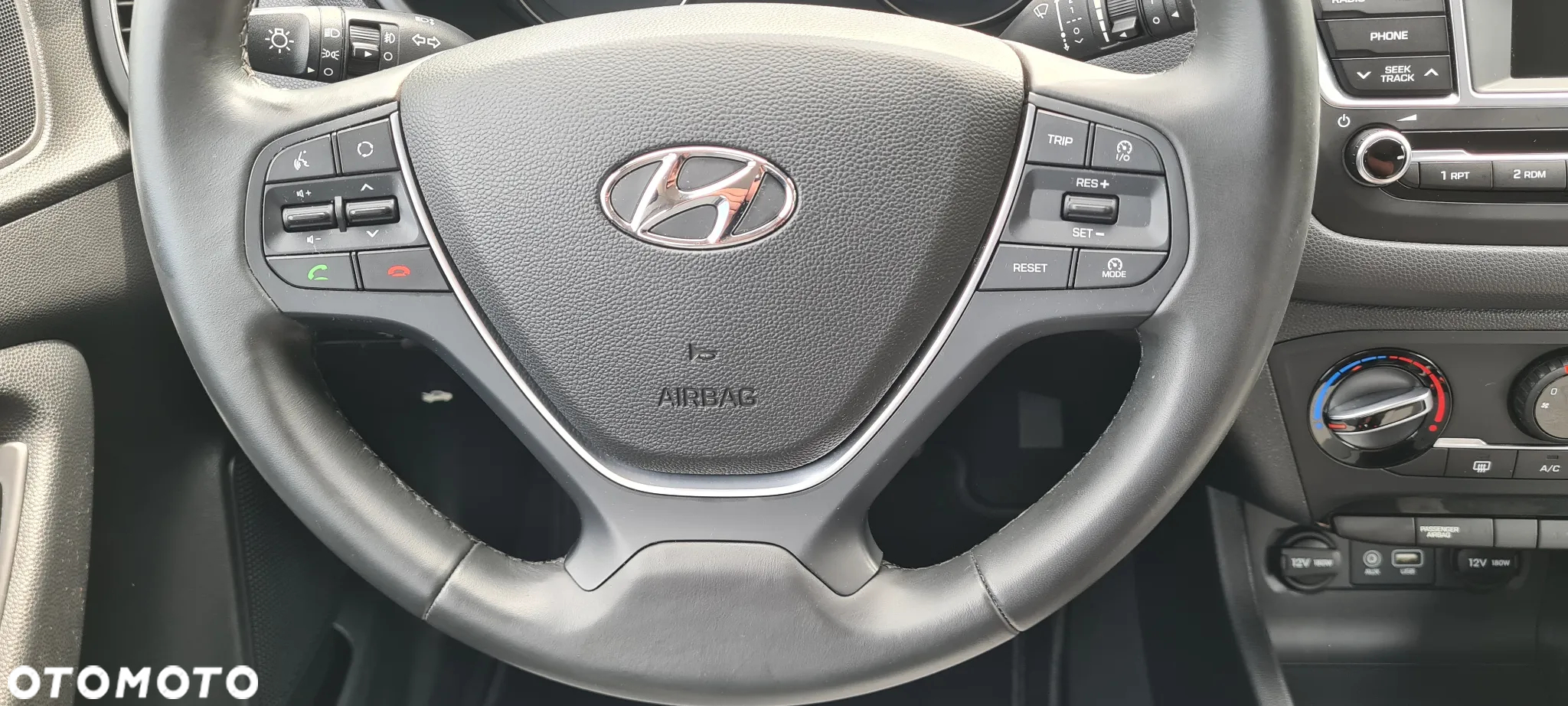 Hyundai i20 1.4 Automatik Style - 25