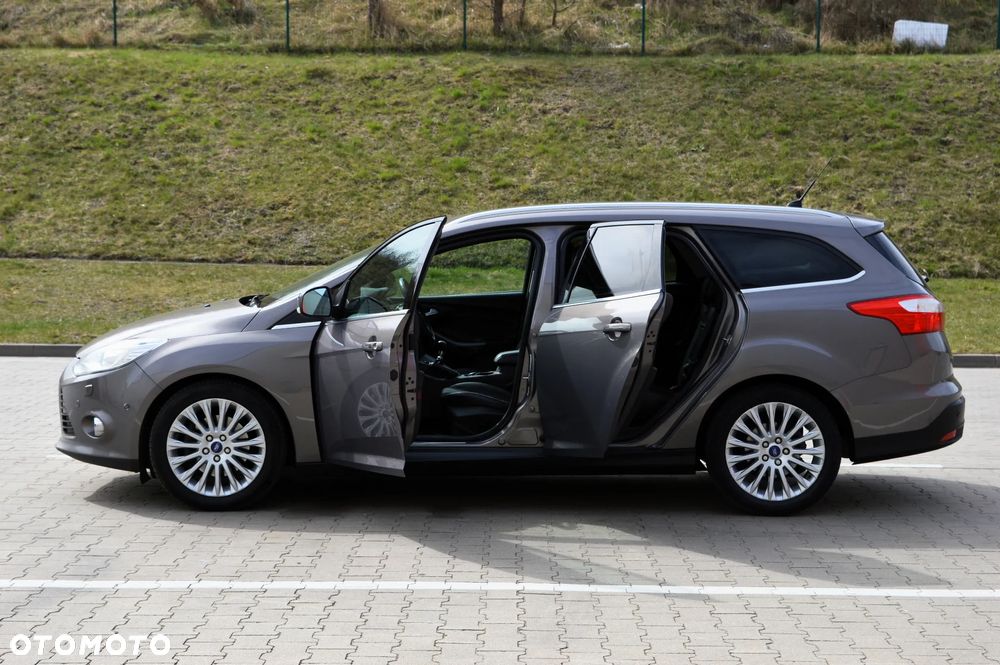 Ford Focus 2.0 TDCi DPF Titanium - 26