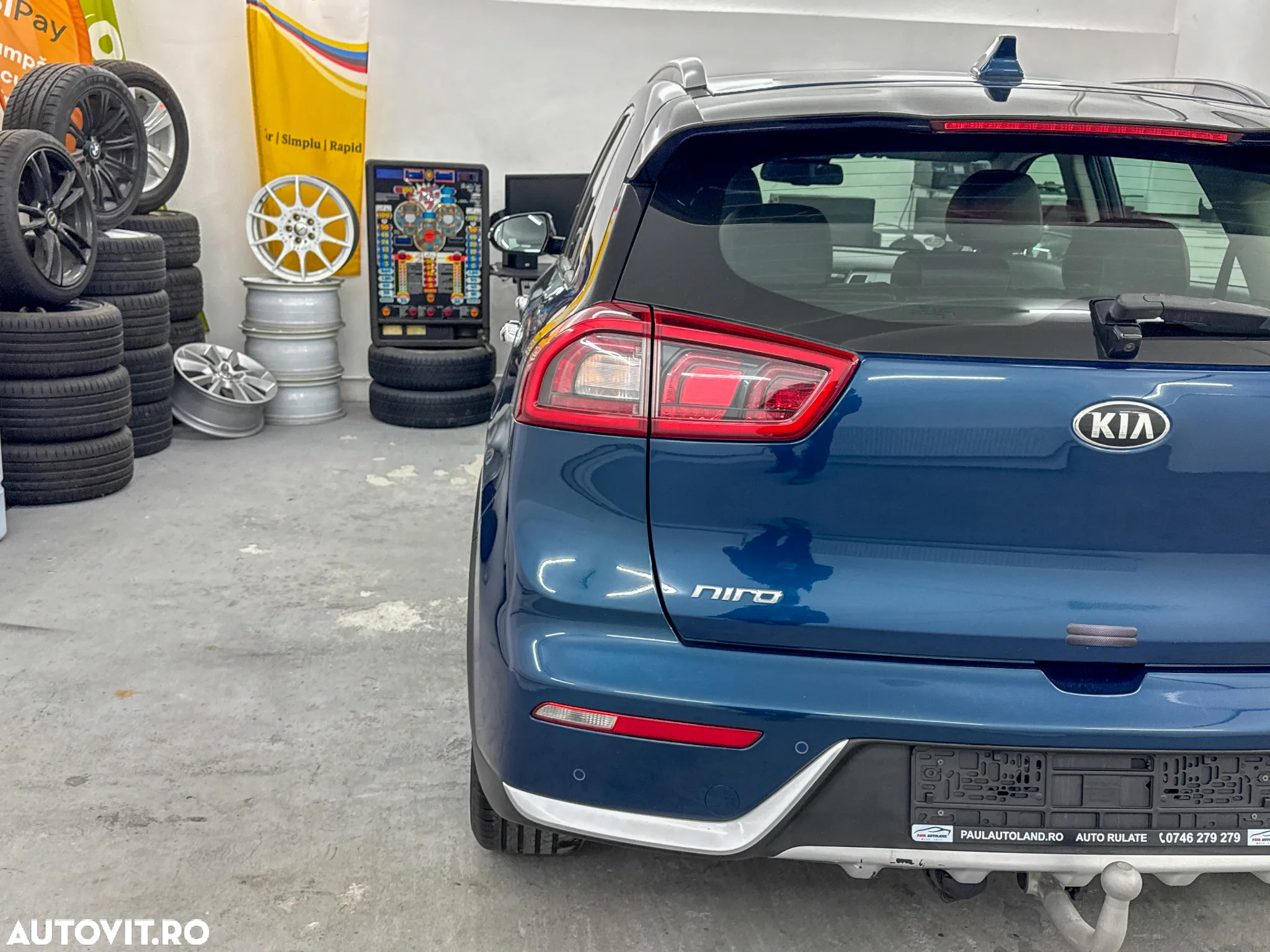Kia Niro 1.6 GDI 6DCT HEV Premium - 24