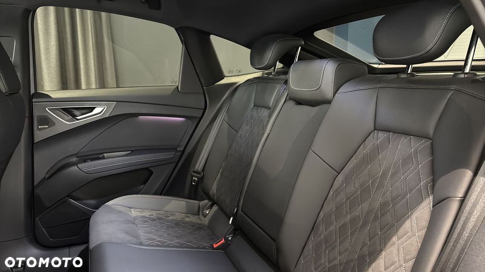 Audi Q4 e-tron - 17