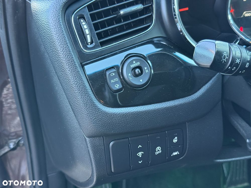 Kia Ceed 1.6 CRDi 128 Platinum Edition - 11