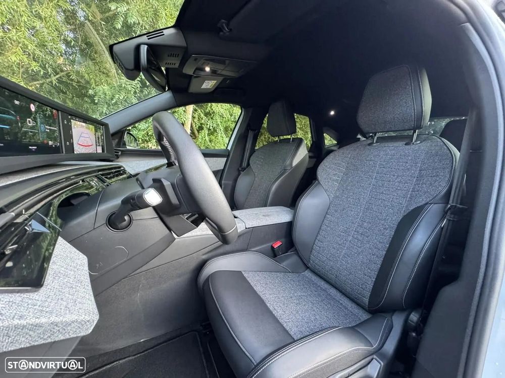Peugeot 3008 1.2 Hybrid Allure e-DCS6 — fotografia 25