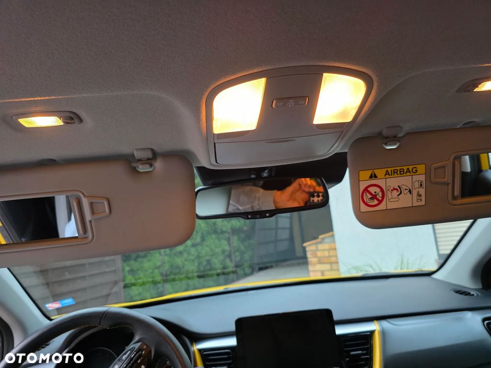 Kia Stonic 1.0 T-GDI L Business Line DCT - 13