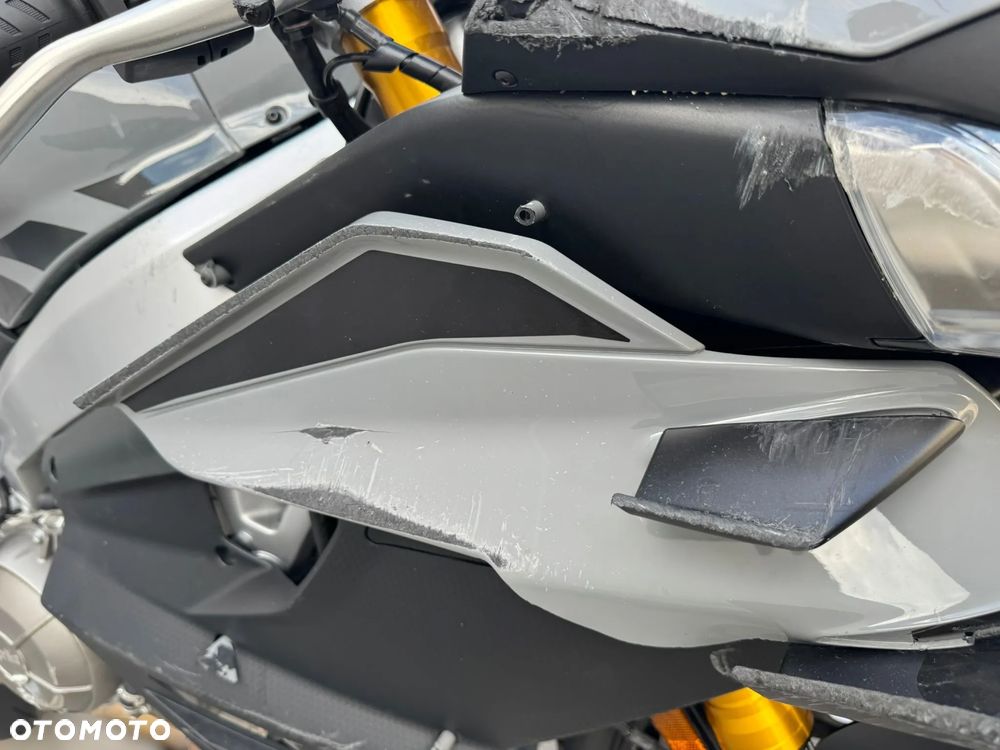Aprilia Tuono - 16