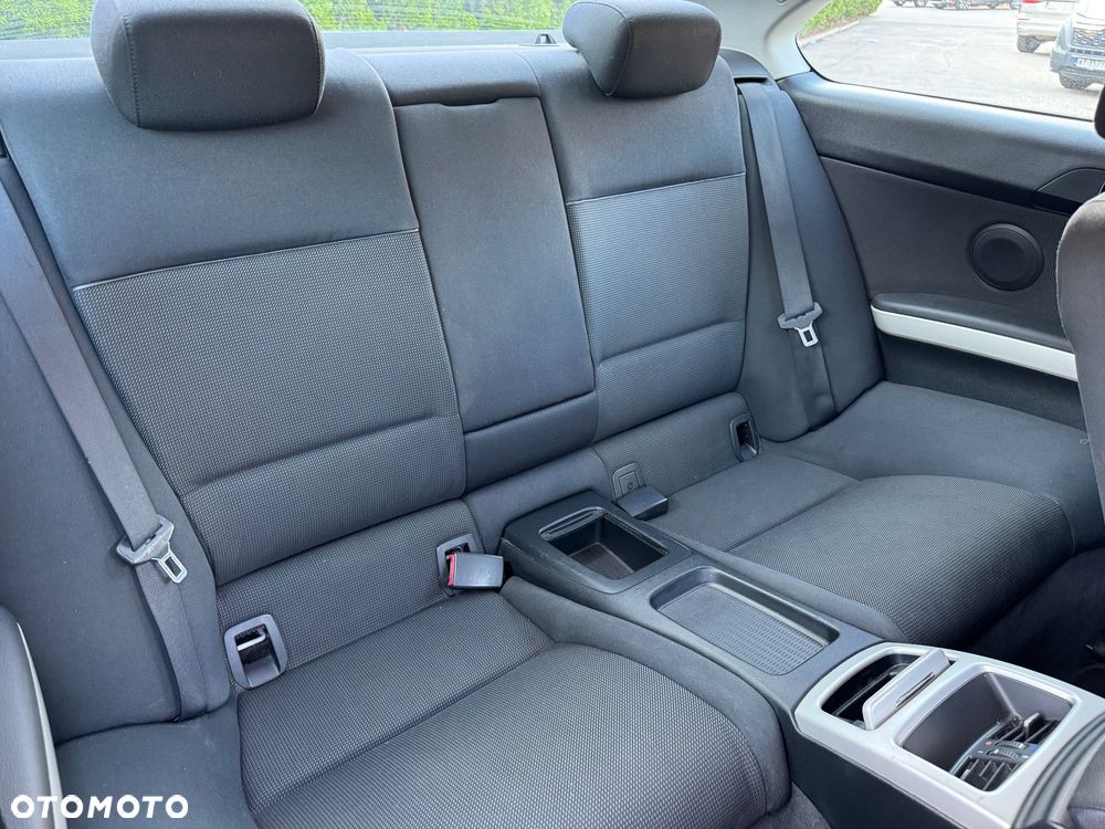 BMW Seria 3 320i M Sport Edition - 14
