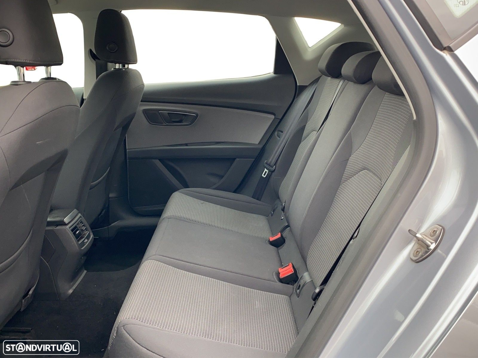 SEAT Leon 1.6 TDI Style S/S - 12