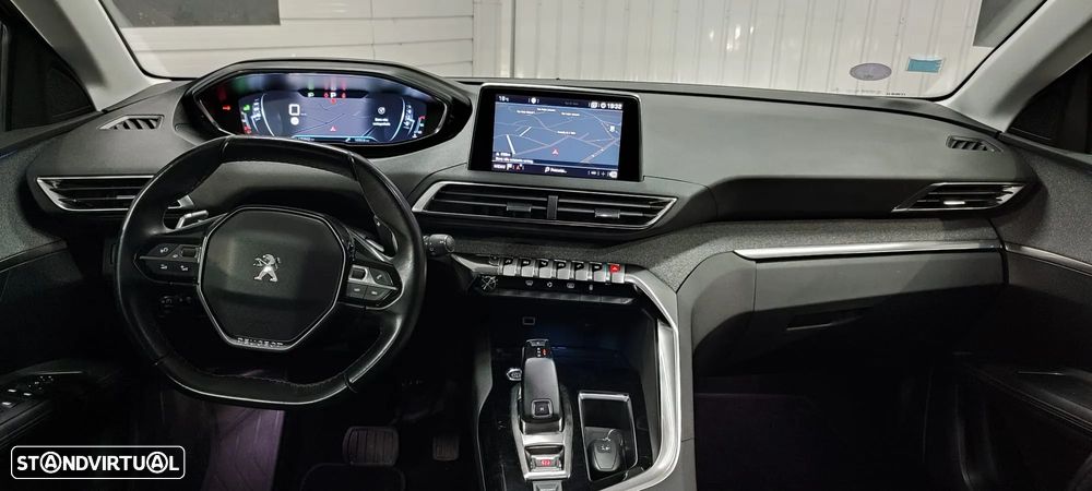 Peugeot 3008 1.2 PureTech Allure EAT8 - 14