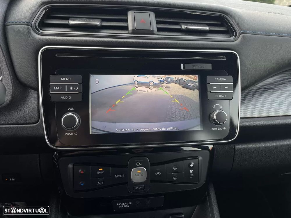 Nissan Leaf 40 kWh Acenta - 6