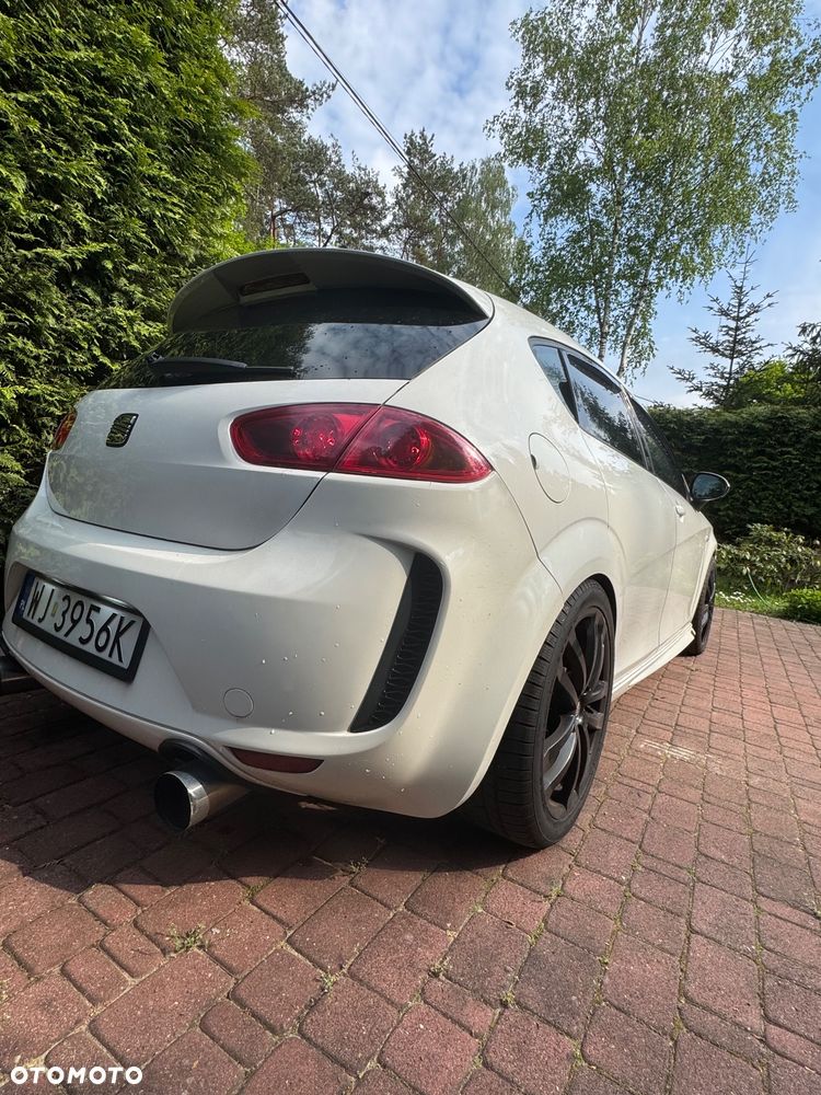 Seat Leon 1.8 TSI R edition - 4