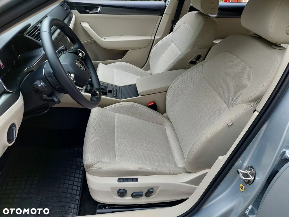 Skoda Superb 2.0 TDI SCR Style DSG - 15