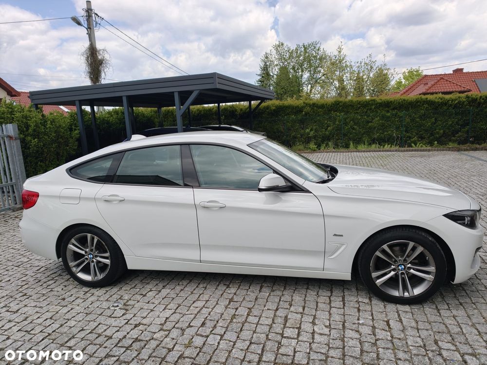 BMW Seria 3 320i GPF xDrive - 2