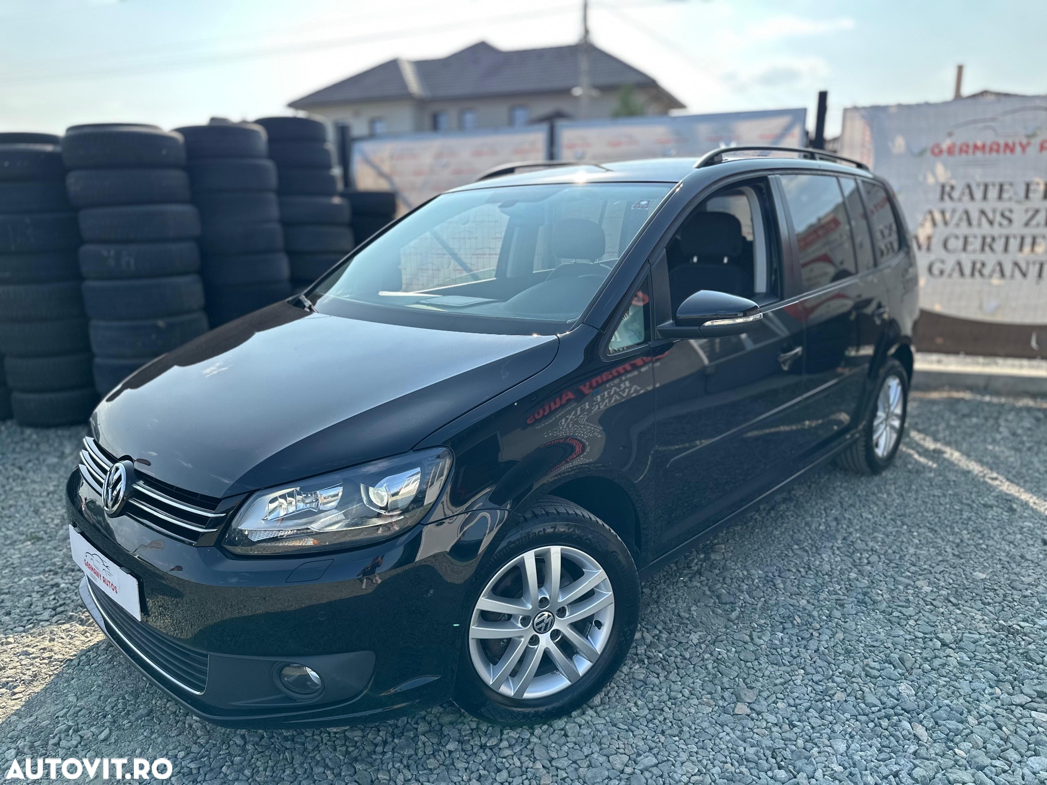 Volkswagen Touran - 6