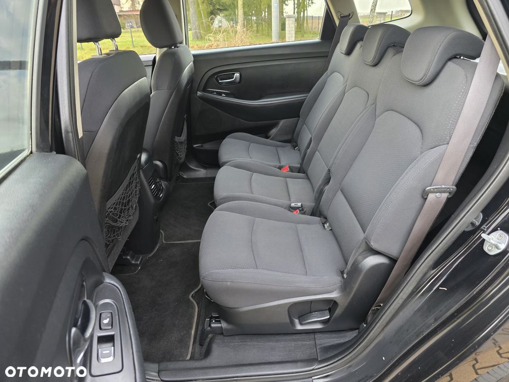 Kia Carens 1.7 CRDi Vision - 13