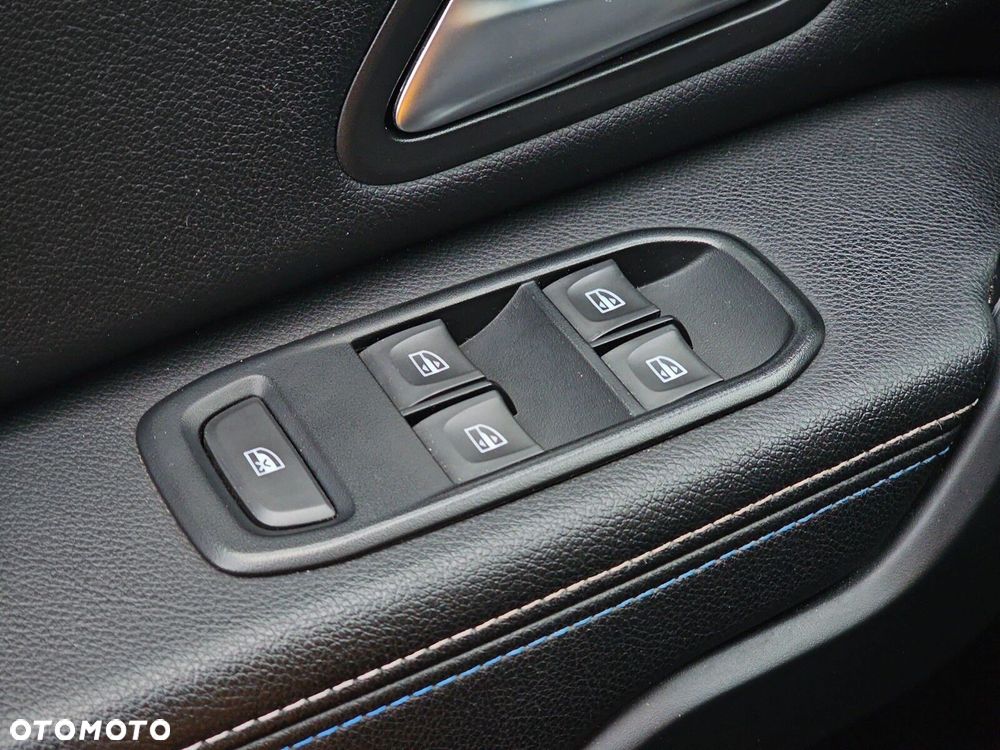 Dacia Duster 1.0 TCe SL Celebration - 18