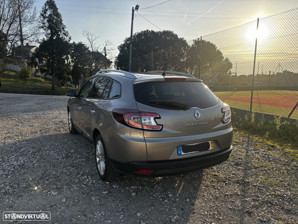 Renault Mégane 1.5 dCi Dynamique - 6