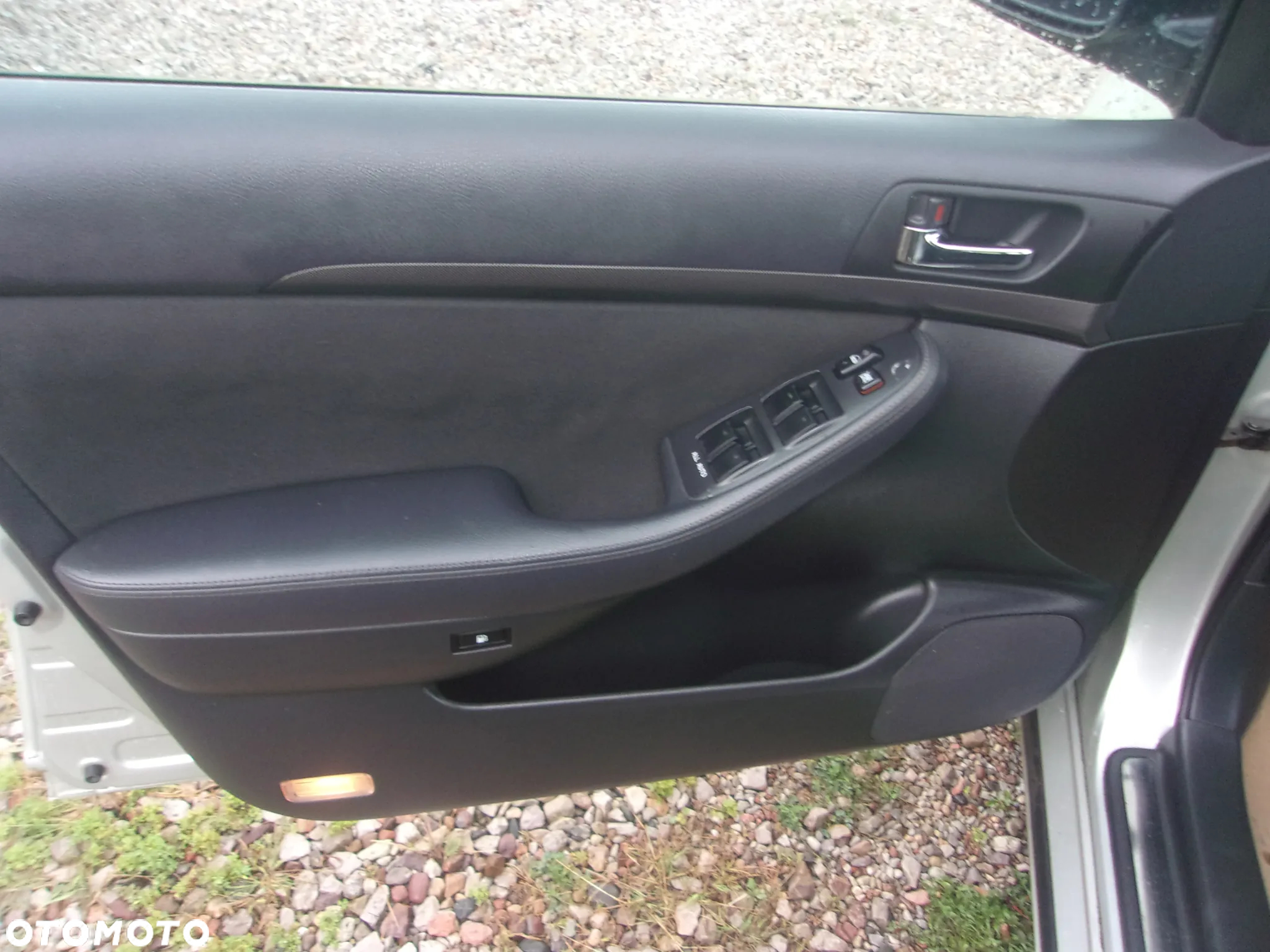 Toyota Avensis 1.8 VVT-i Combi Travel - 8