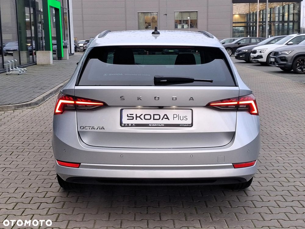 Skoda Octavia 2.0 TDI SCR Ambition DSG - 5