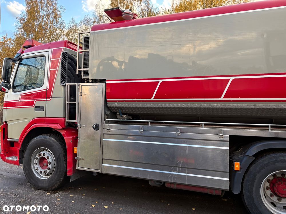 Volvo FM -400 6x4 - 4