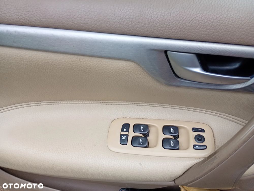 Volvo V70 - 11