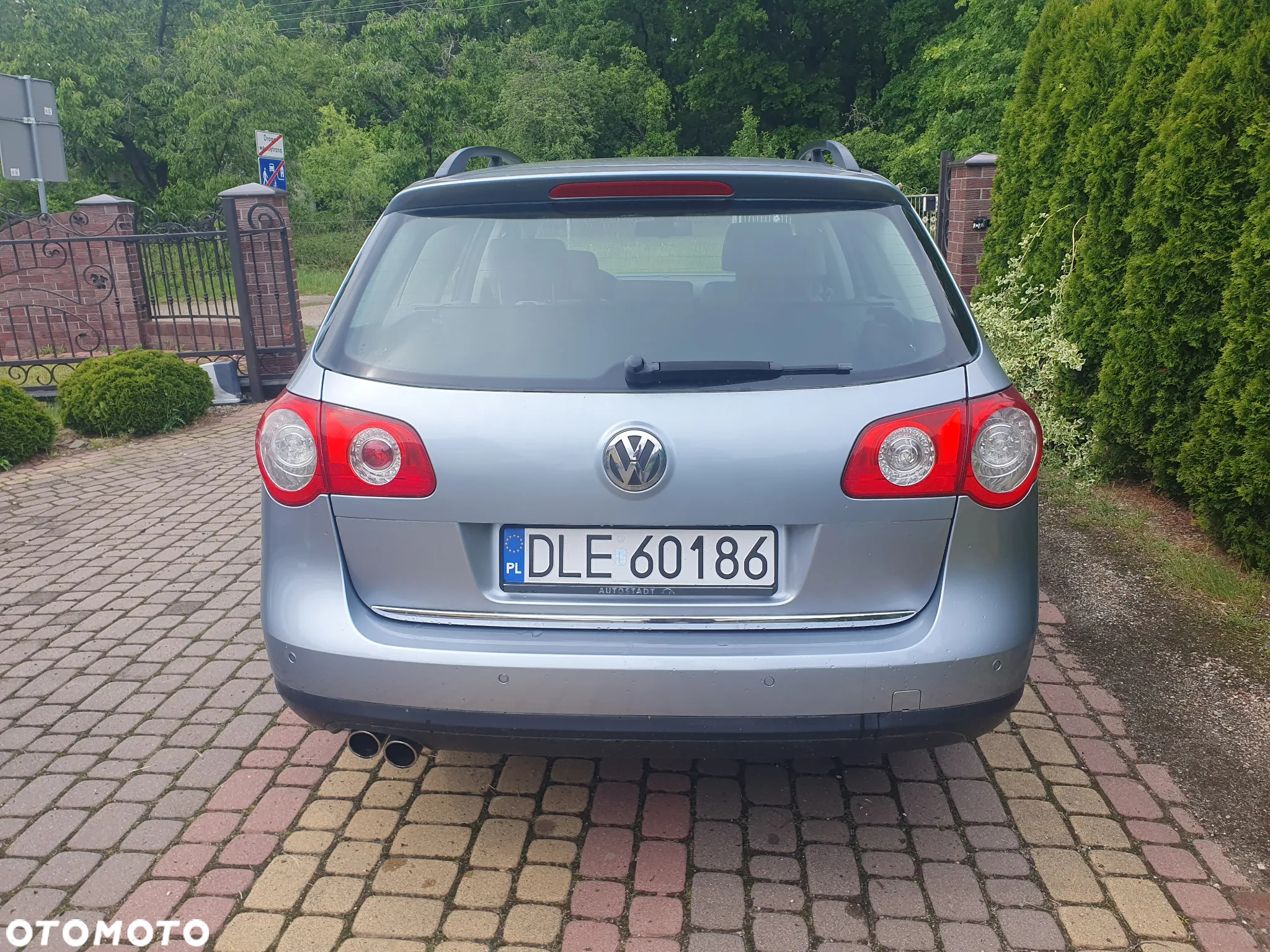 Volkswagen Passat 2.0 FSI Comfortline - 4