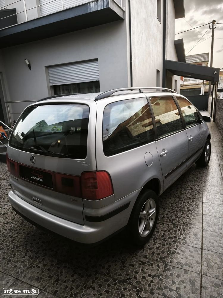 VW Sharan 1.9 TDi Confortline - 5