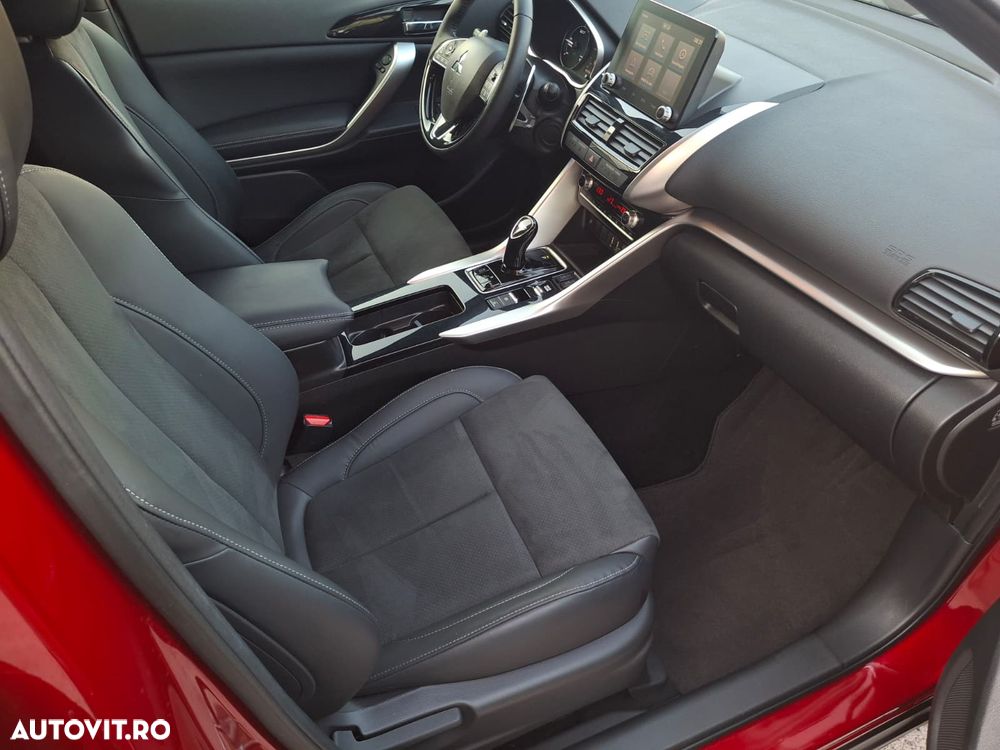 Mitsubishi Eclipse-Cross - 12