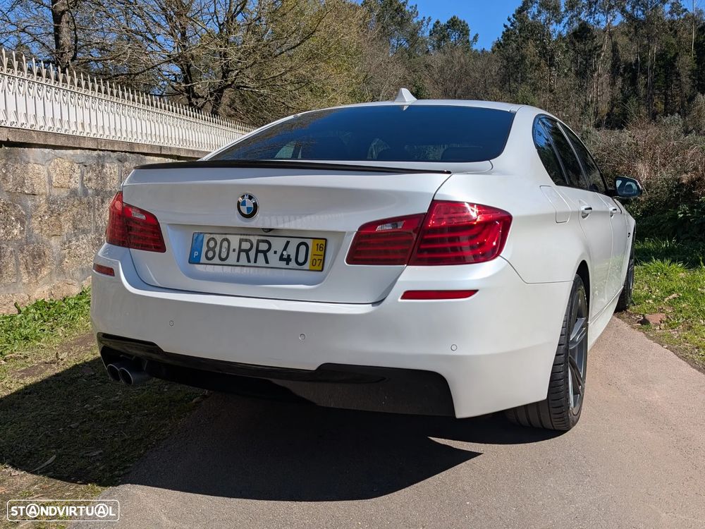 BMW 520 d Line Luxury Auto - 2