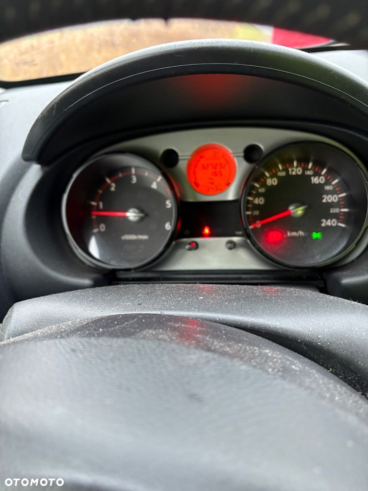 Nissan Qashqai 2.0 dCi 4x4 Tekna - 8