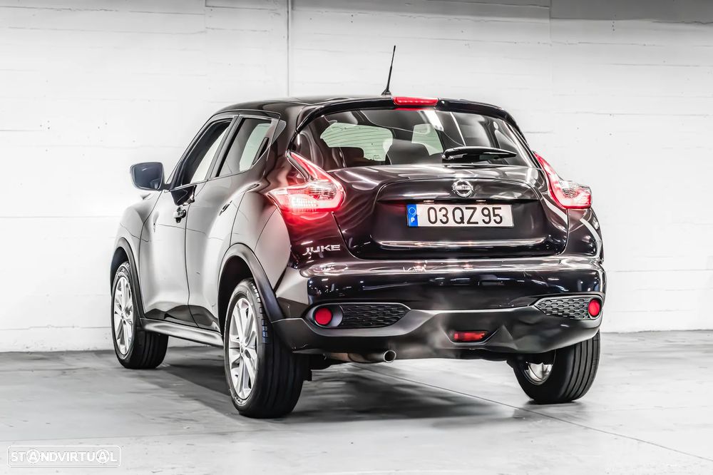 Nissan Juke 1.6 N-Connecta P.E.2 Black T.Xtronic - 4