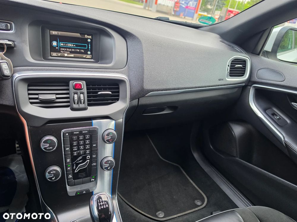 Volvo V40 D4 RDesign - 26